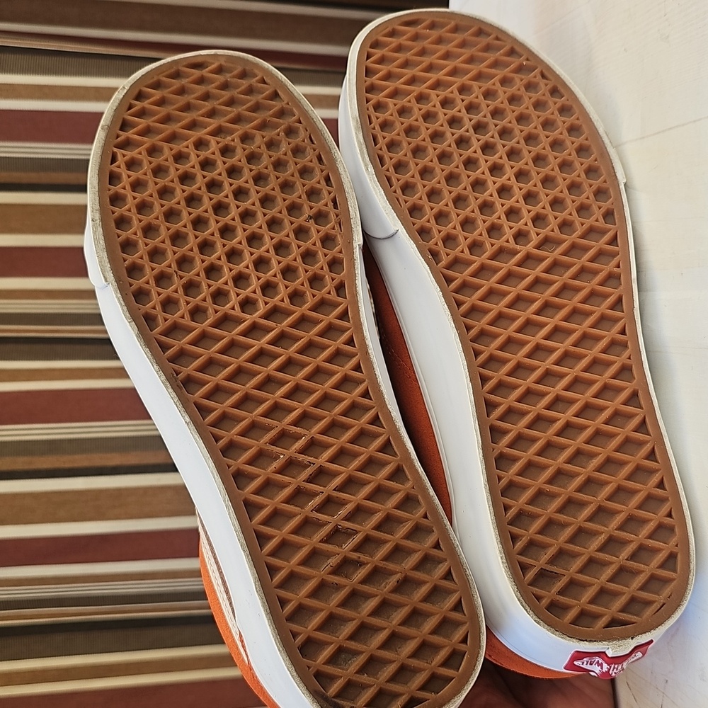 Vans Bold Orange Suede Shoes - Picture 12 of 12